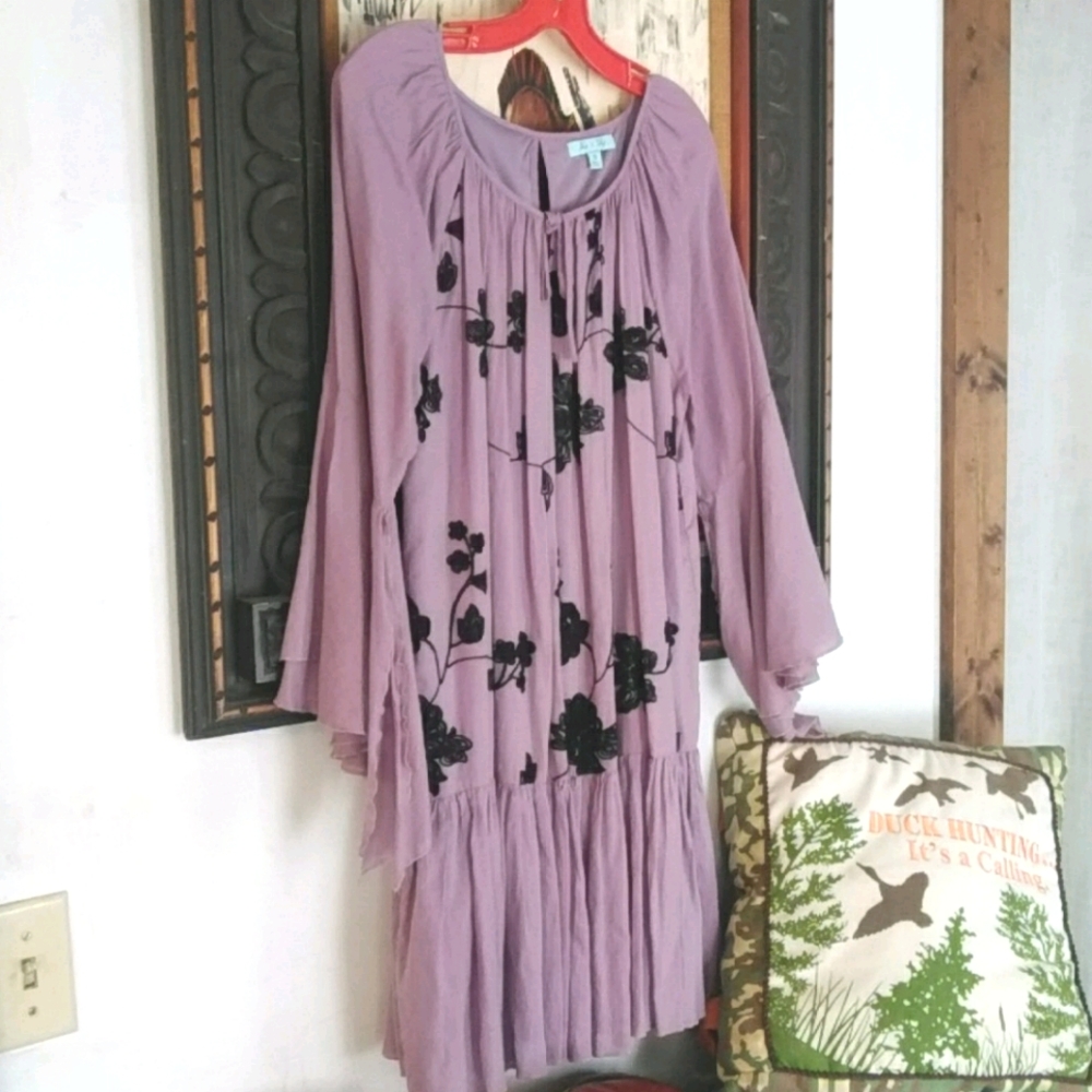 Versital Season Light-Weight Dress